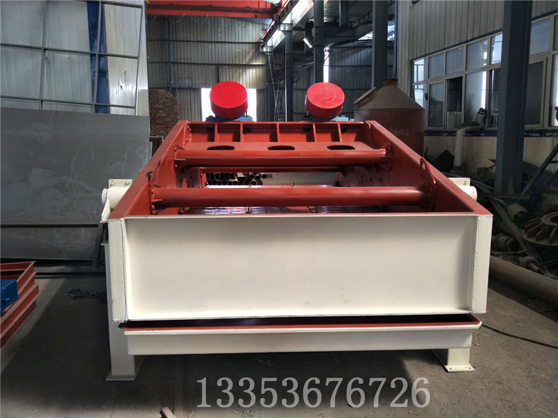 砂石料廠水洗砂直線脫水篩在使用時我們要注意哪些？